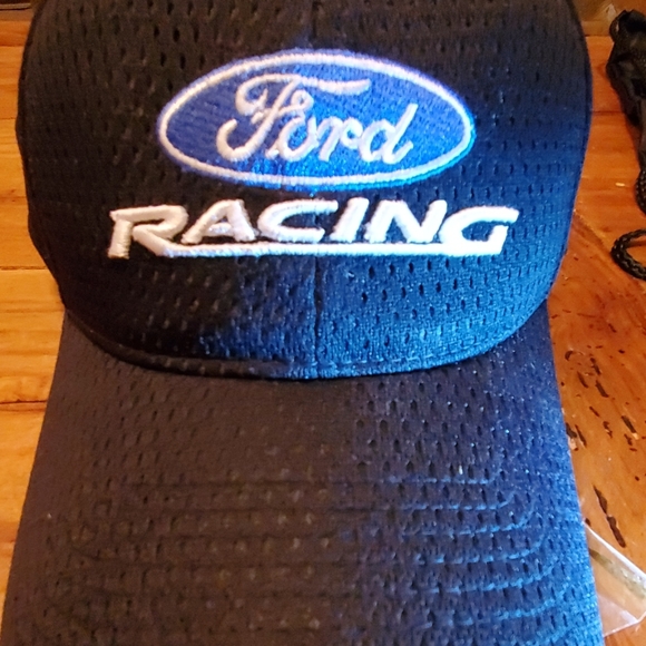 Ford Racing Hat and Drawstring Backpack - Picture 3 of 4